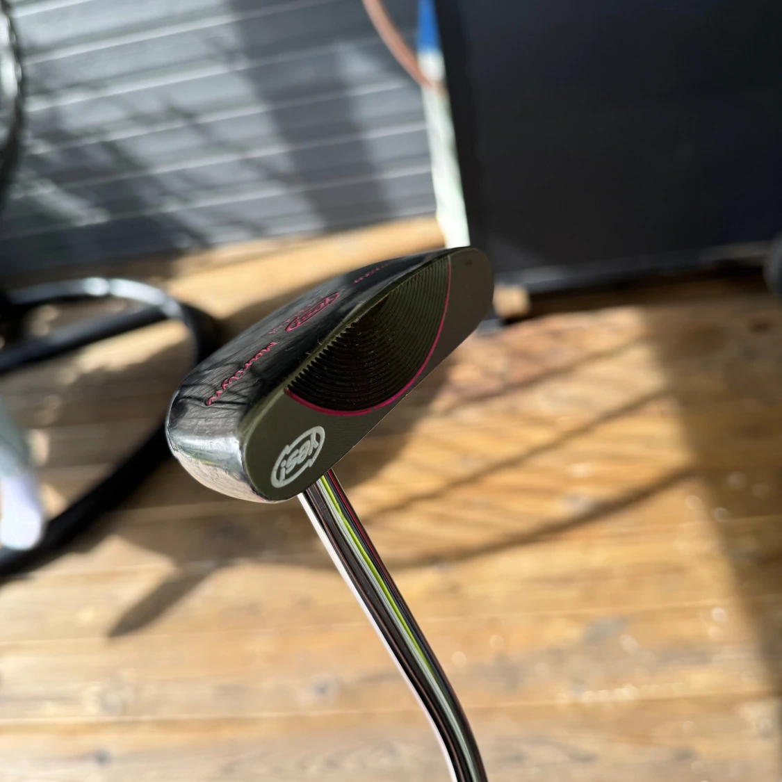 Marilyn C-Groove Putter 33” - 1