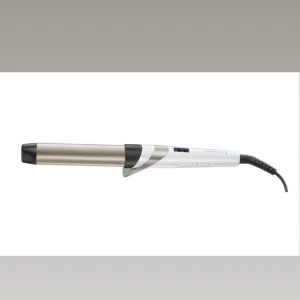 32mm Remington locktång med värmeskyddshandske - Locktång från Remington i silver och svart med digital display. Medföljer värmeskyddshandske och vit förvaringspåse. Perfekt för att skapa snygga lockar och vågor. Sladd med roterande fäste för smidig styling. Endast testad fåtal gånger då jag fick två olika locktångar i födelsedagspresent. Skriv vid frågor❤️