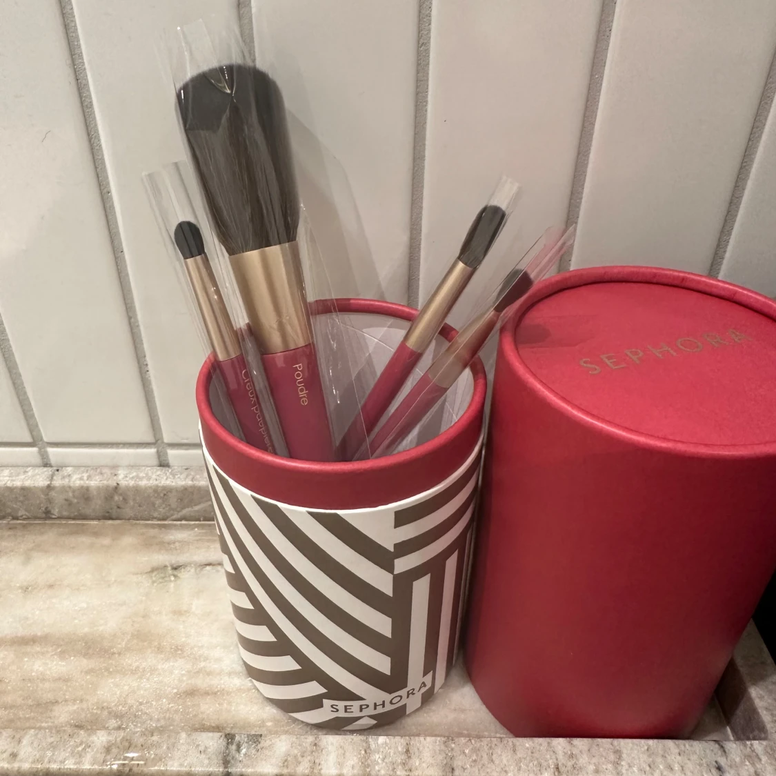 Sephora sminkborstar i röd ask - 3