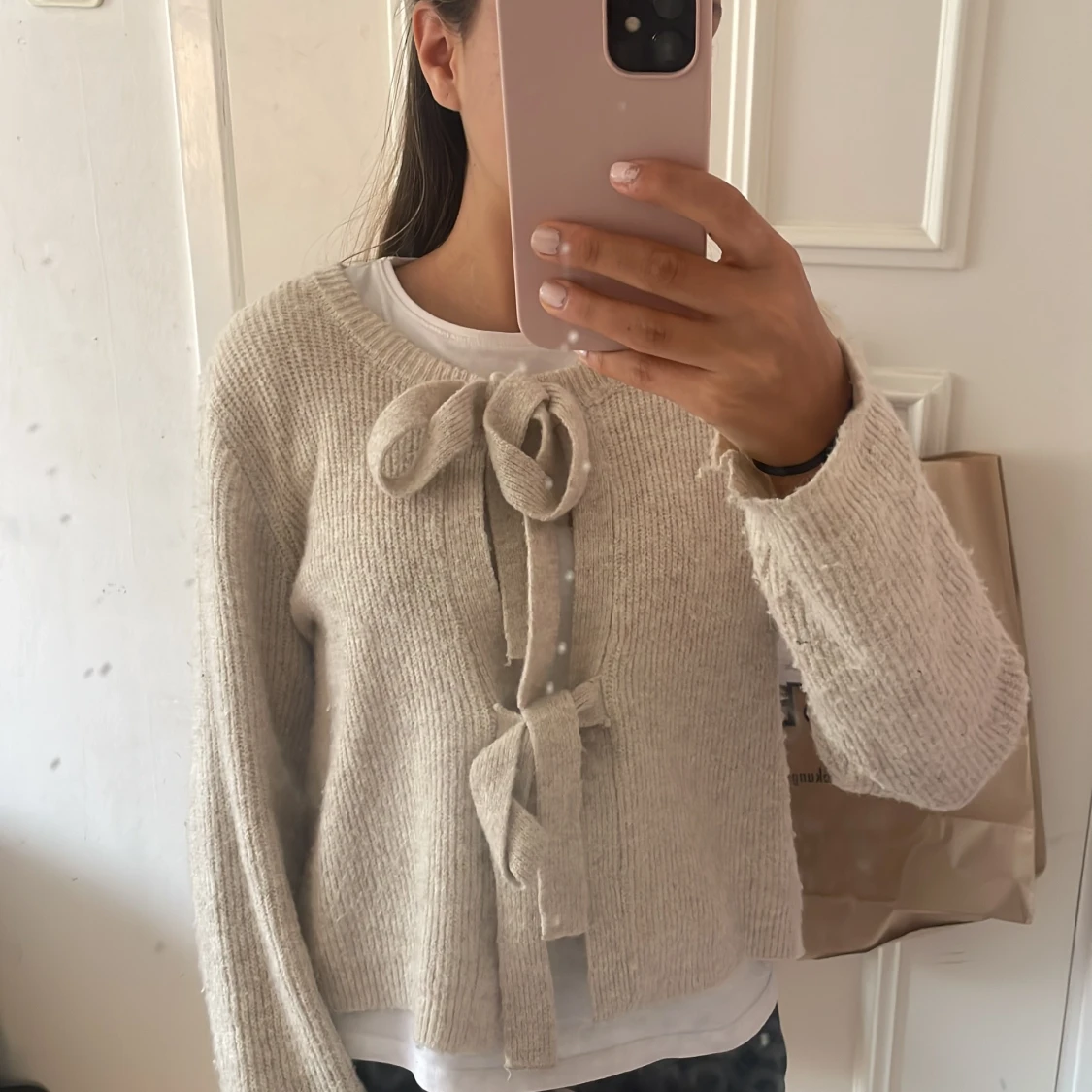 stickad kofta med knytband - 1