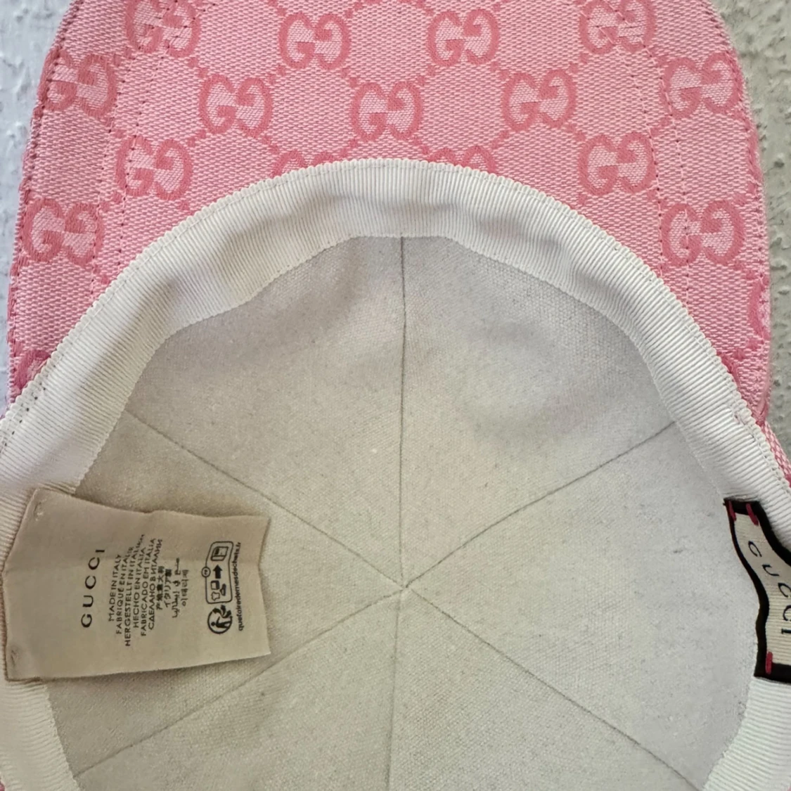 Gucci kepsar i rosa och blått - 1