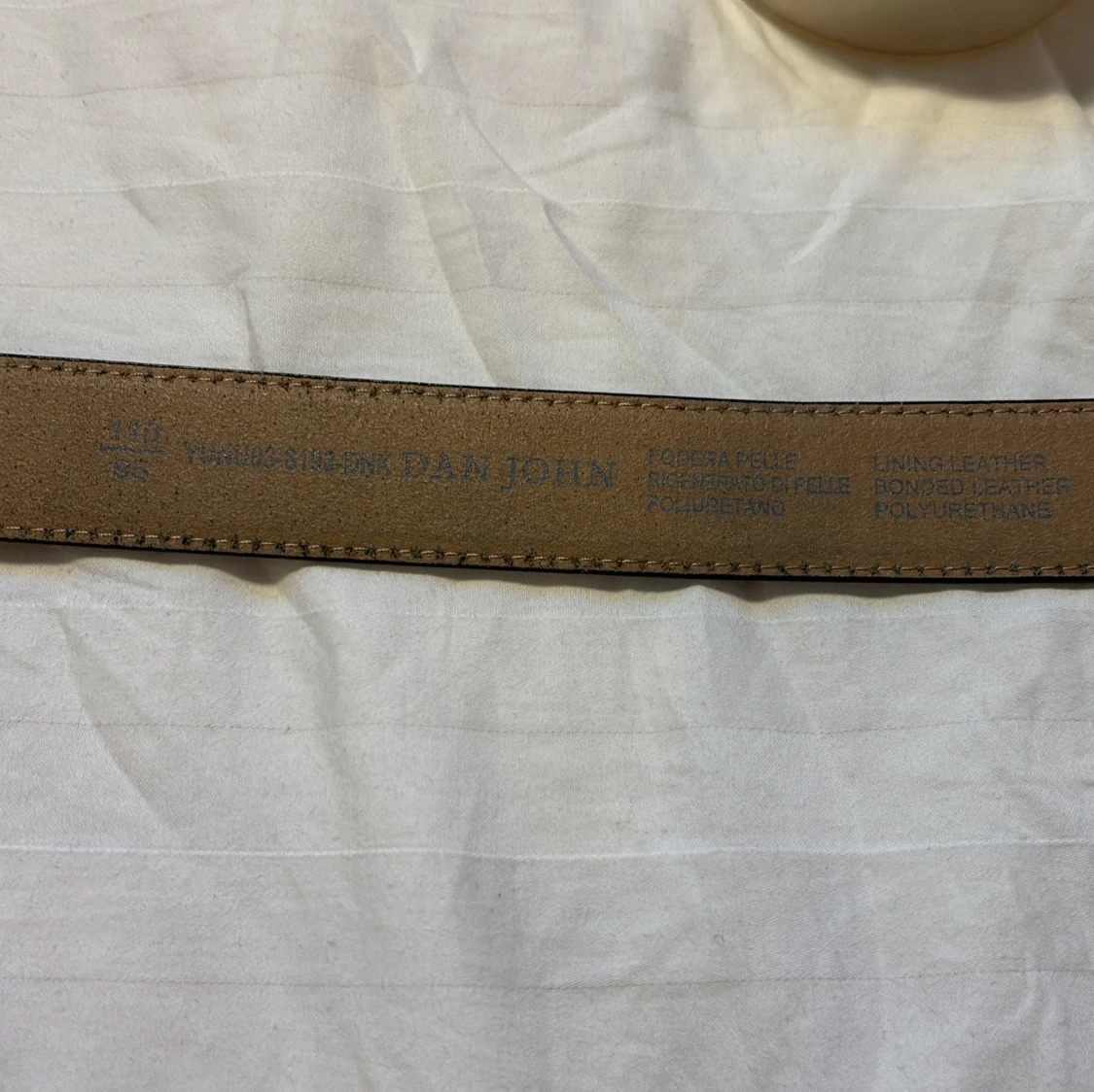 Brunt bälte från Dan John med silverfärgat spänne - 3