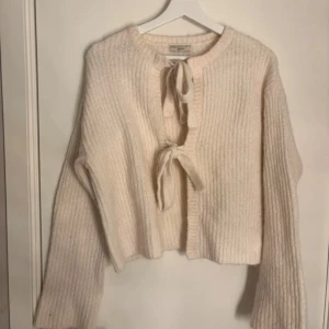 Knyt tröja - Gina tricot  - Knyt tröja från Gina tricot i storlek S