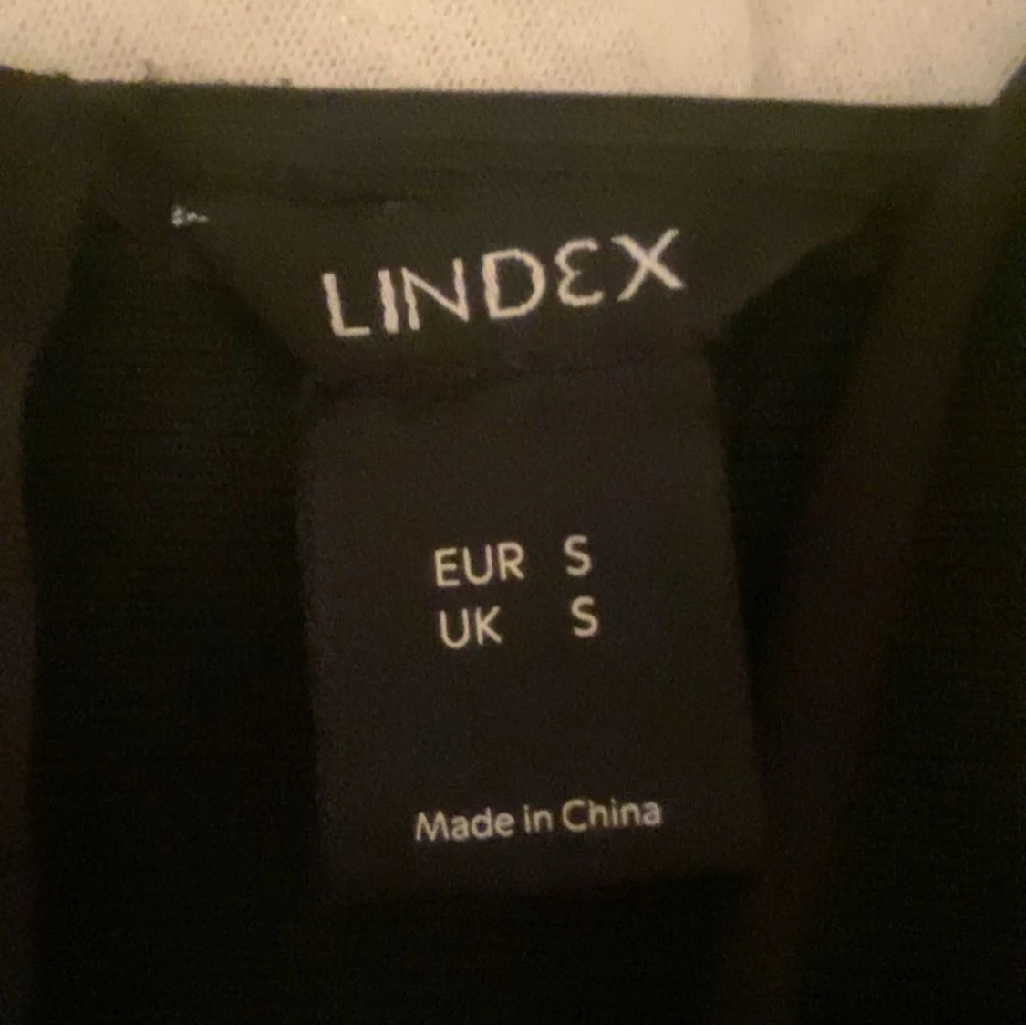 Svart paljett-tubtopp från Lindex - 3