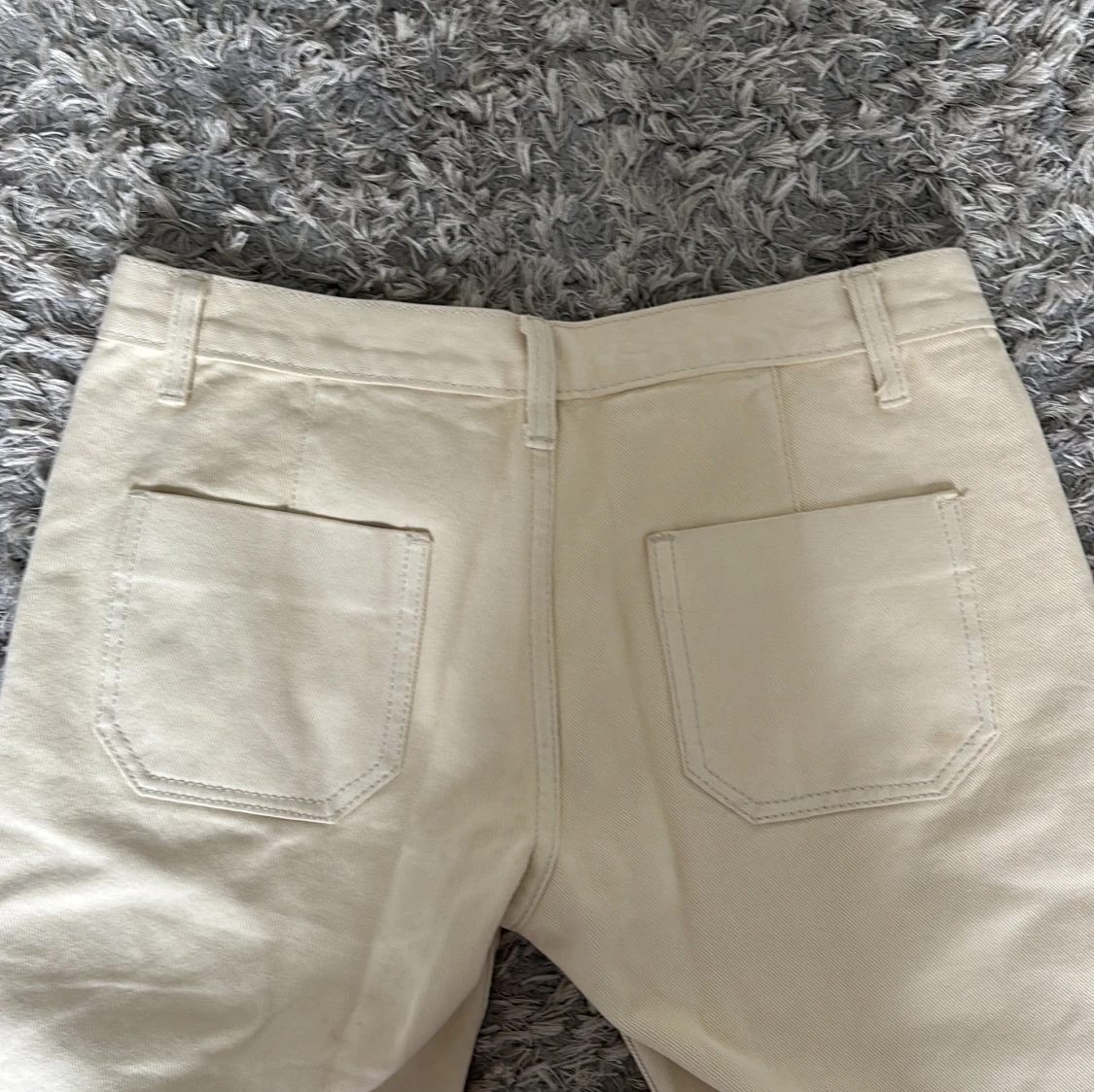 Beiga bootcut byxor - 2