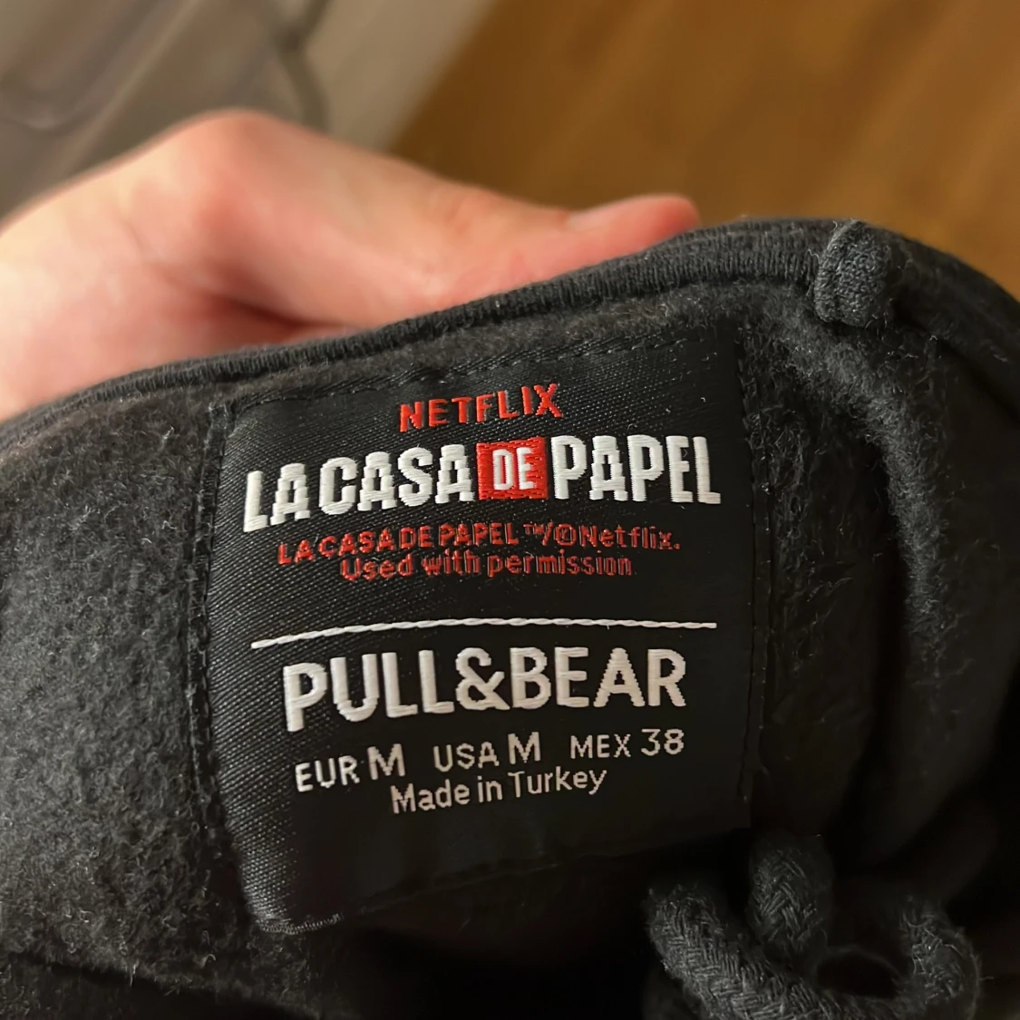 Svart hoodie La Casa de Papel x Pull&Bear - 2