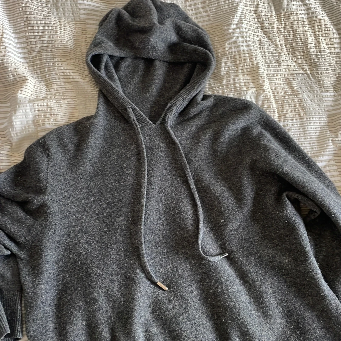 Mörkgrå Kashmir hoodie - 2