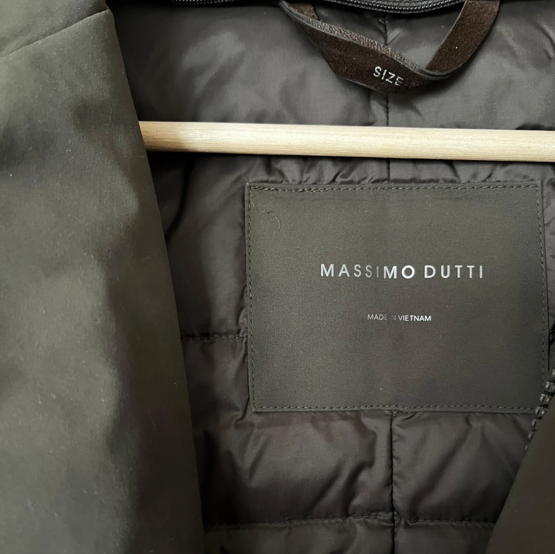 Olivgrön kavajjacka från Massimo Dutti - 2