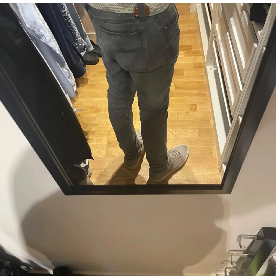 Grå jeans från Nudie Jeans - 1