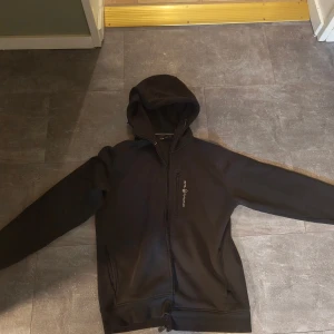 Sail racing zip hoddie - Zip hoodie från sail racing knappt använd nästa ny skick 