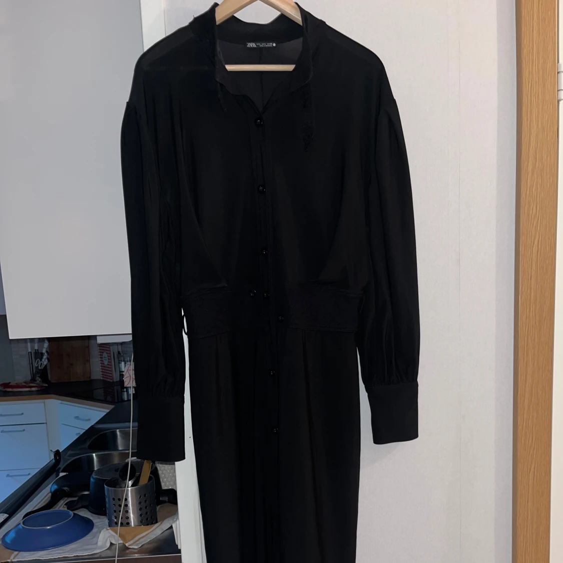 Svart långklänning från Zara
