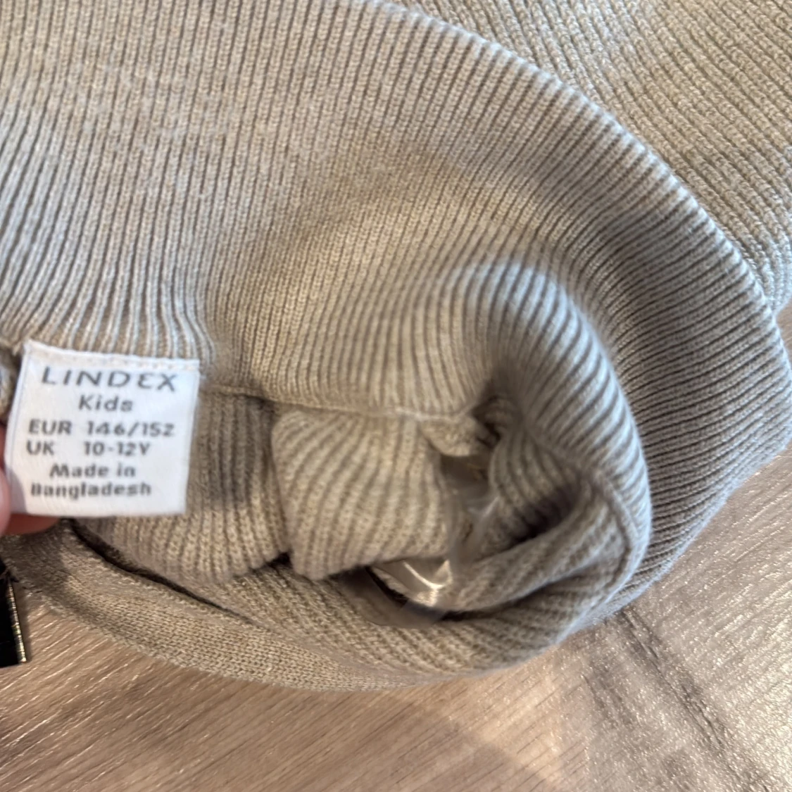 Grå ribbad half zip tröja  - 2