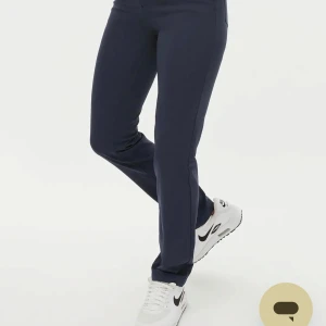 Rönnish golf byxor - Golf byxor från rönnish i ny skick, köpta för nått år sen men använda max tre gånger. nypris ca 1000