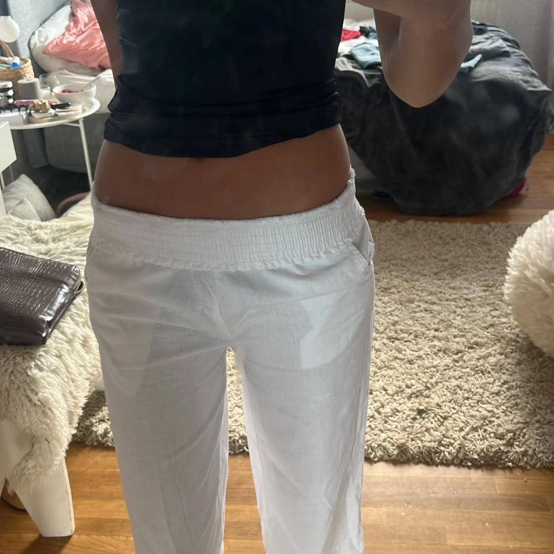 Vita linnebyxor med resårmidja