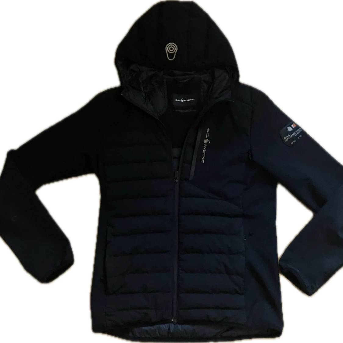 Svart Sail Racing pufferjacka med huva