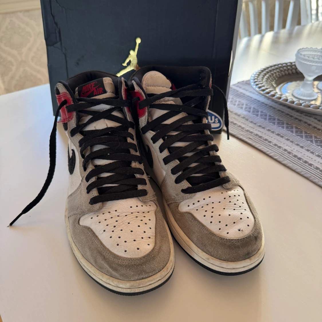 Nike Air Jordan 1 High ”Light smoke grey”
