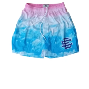 Eric emmanual shorts - Två stycken HELT NYA eric emanuel shorts köp två och betala bara 299