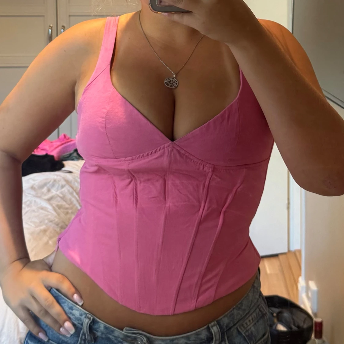 Rosa korsett-topp med breda axelband