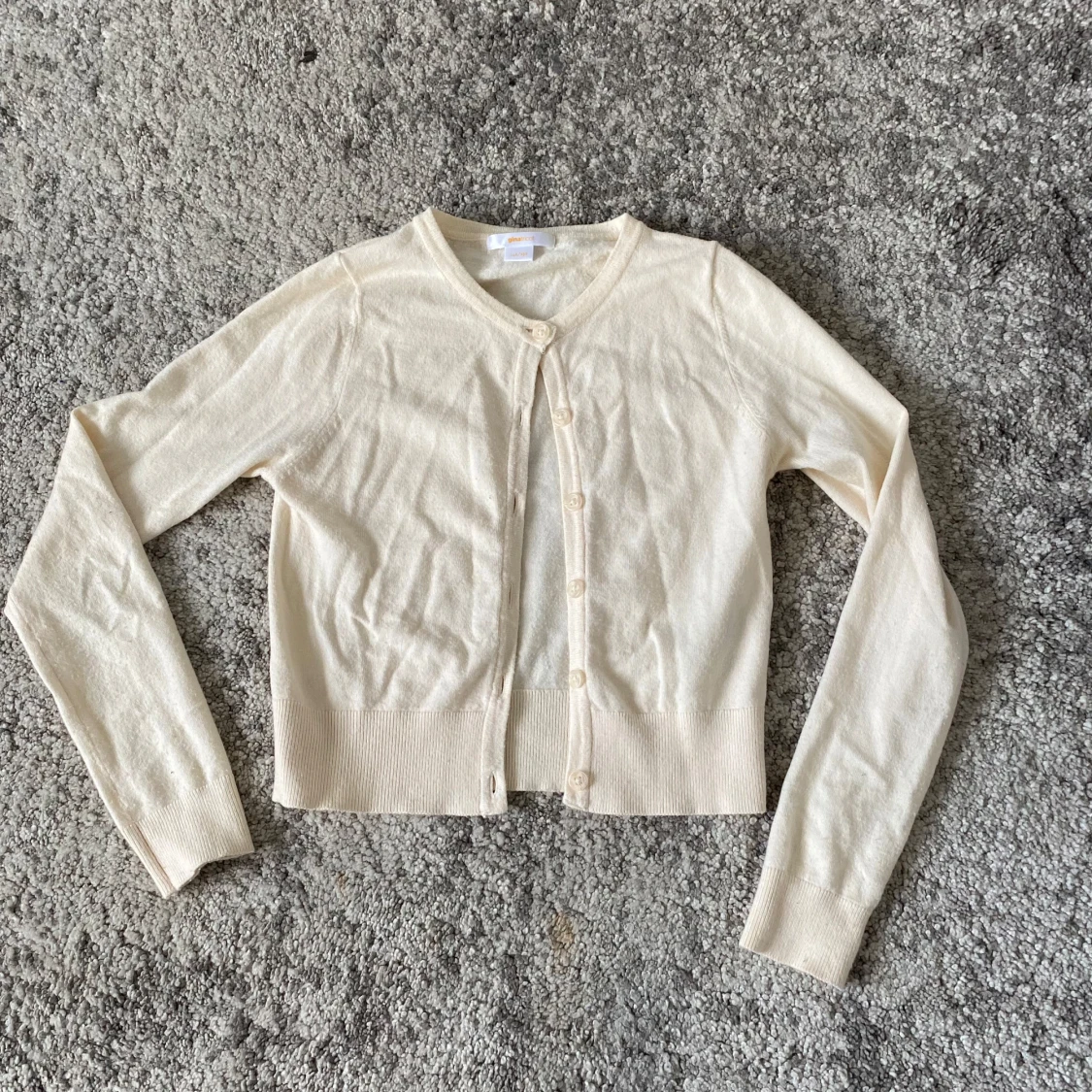 Beige kofta från Gina Tricot