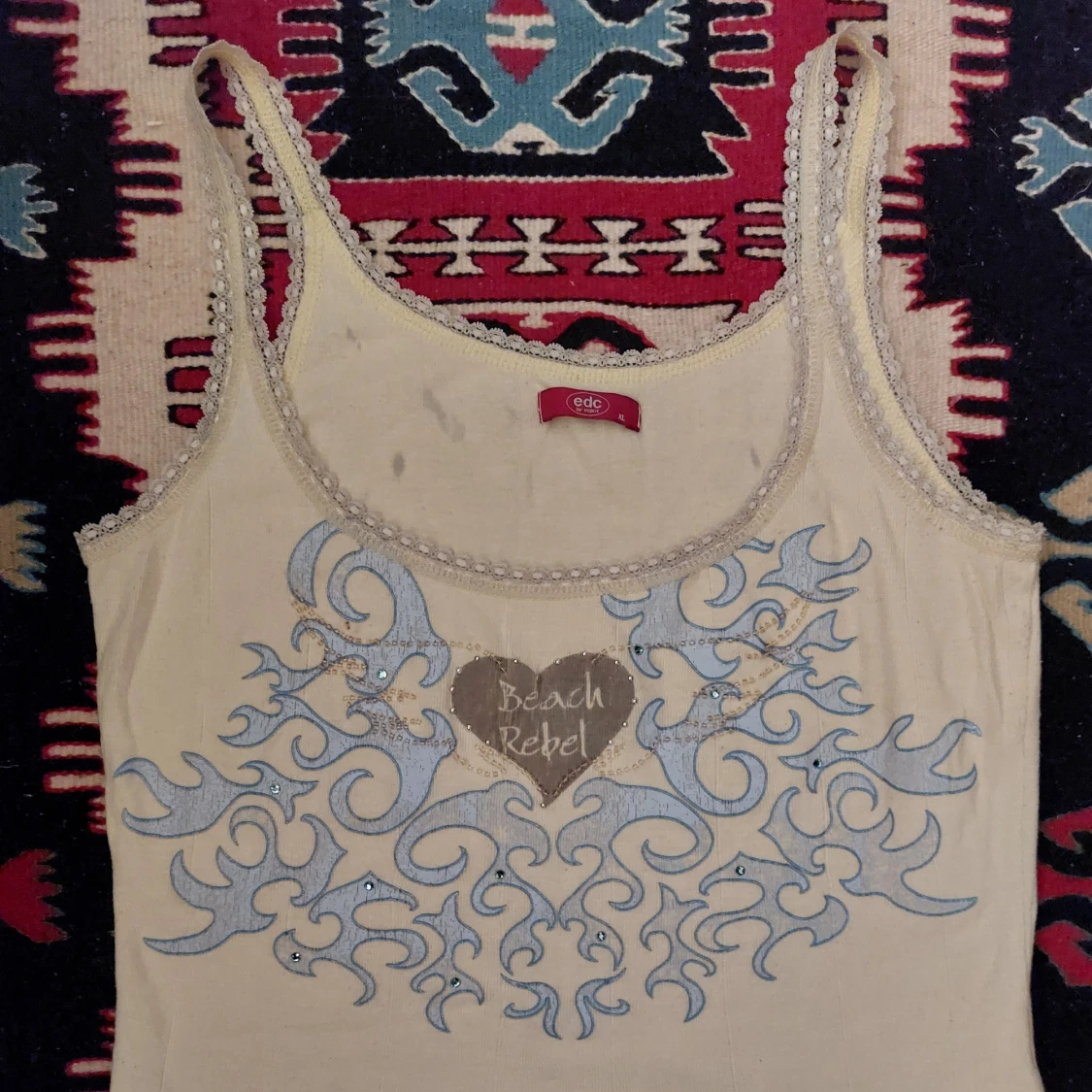 Beige linnetopp från edc med tryck