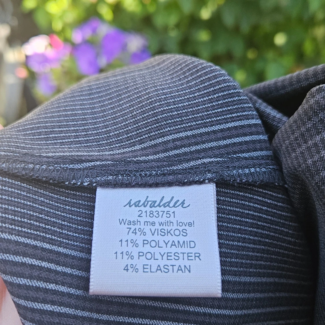 Rutig svart blus från Rabalder - 2