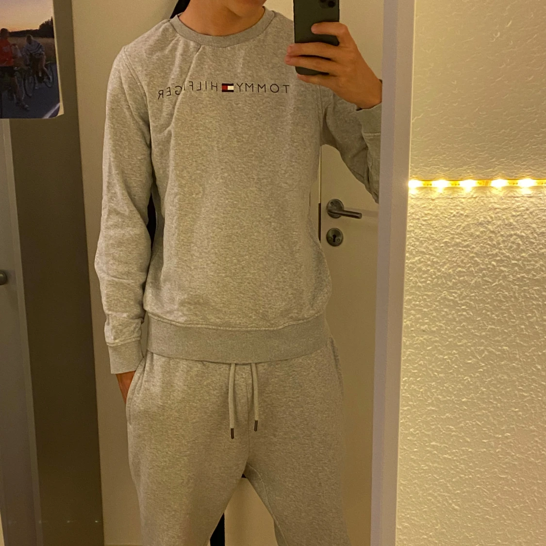 Grå sweatshirt Tommy Hilfiger