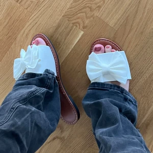 Gulliga tofflor💕 - Helt oanvända, passar stl 37 och 38
