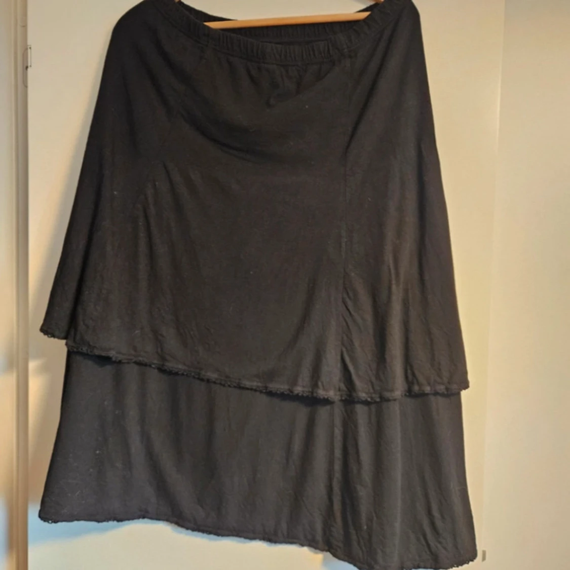 Svart volangkjol från Gudrun Sjödén - 1