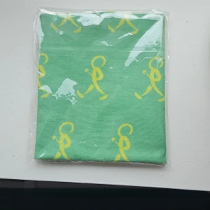 Grön buff - Grön buff helt oanvänd. Vill sälja för har så många