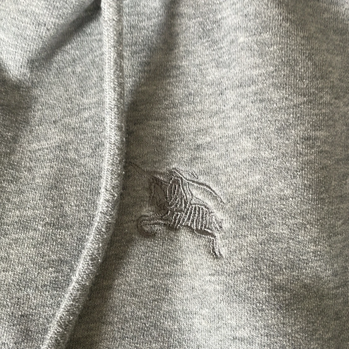 Grå hoodie från Burberry - 1