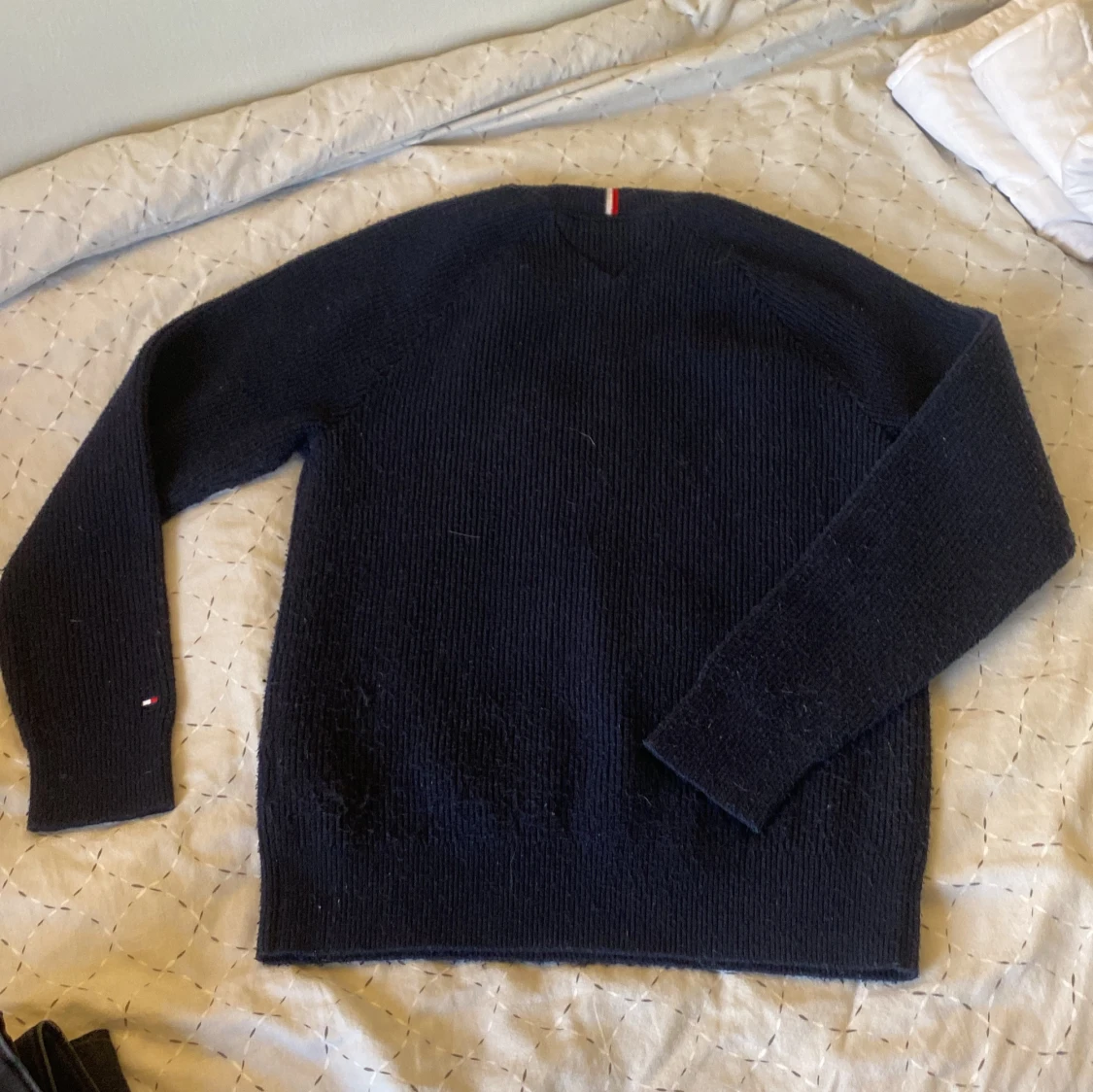 Mörkblå tröja från Tommy Hilfiger - 2