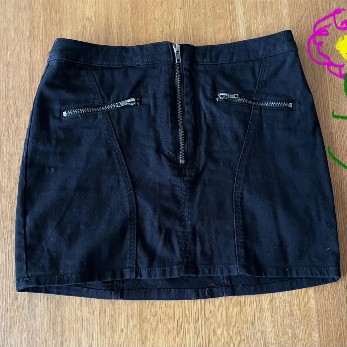 Minikjol med dragkedjor 