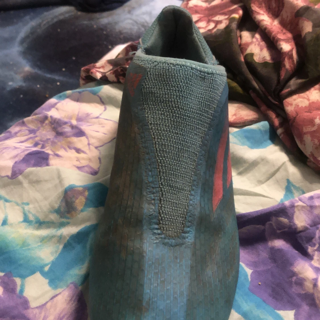 Blåa fotbollsskor från Adidas - 3