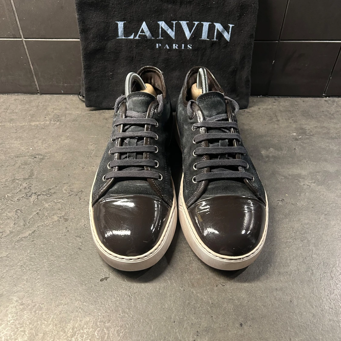 Lanvins  - 1
