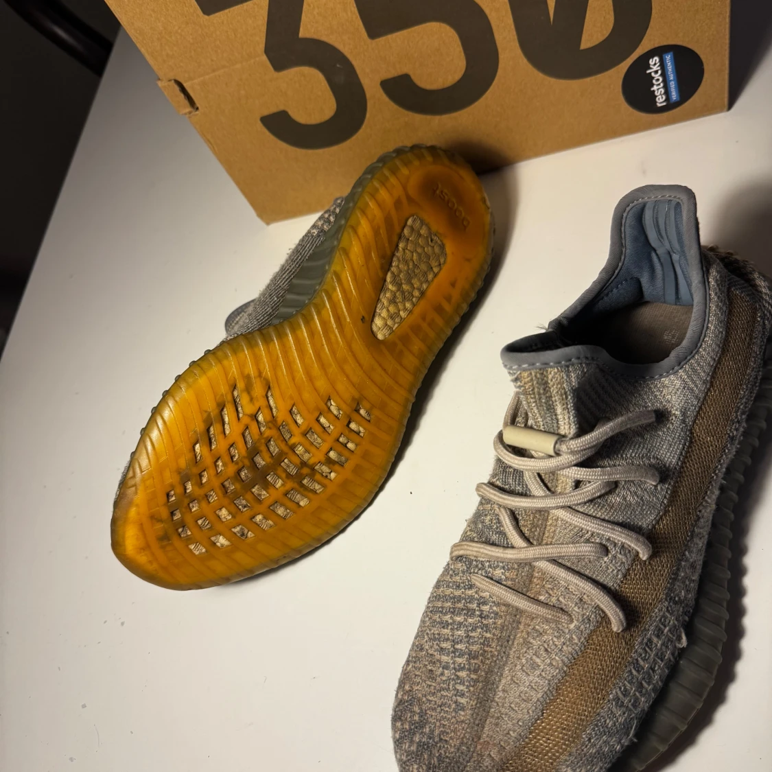 Adidas Yeezy Boost 350 V2 - 1