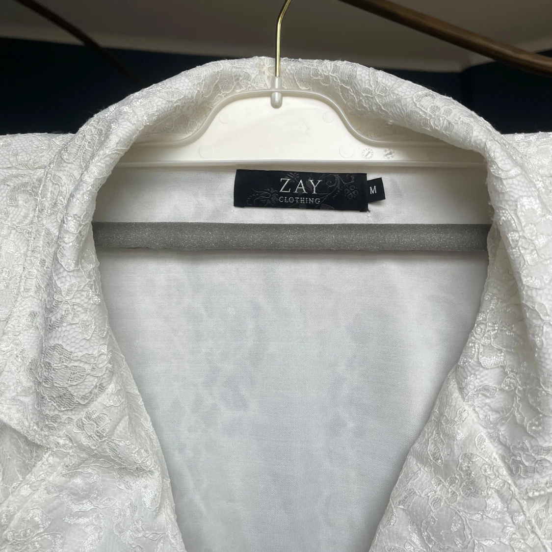 Vit spetskavaj från ZAY - 4