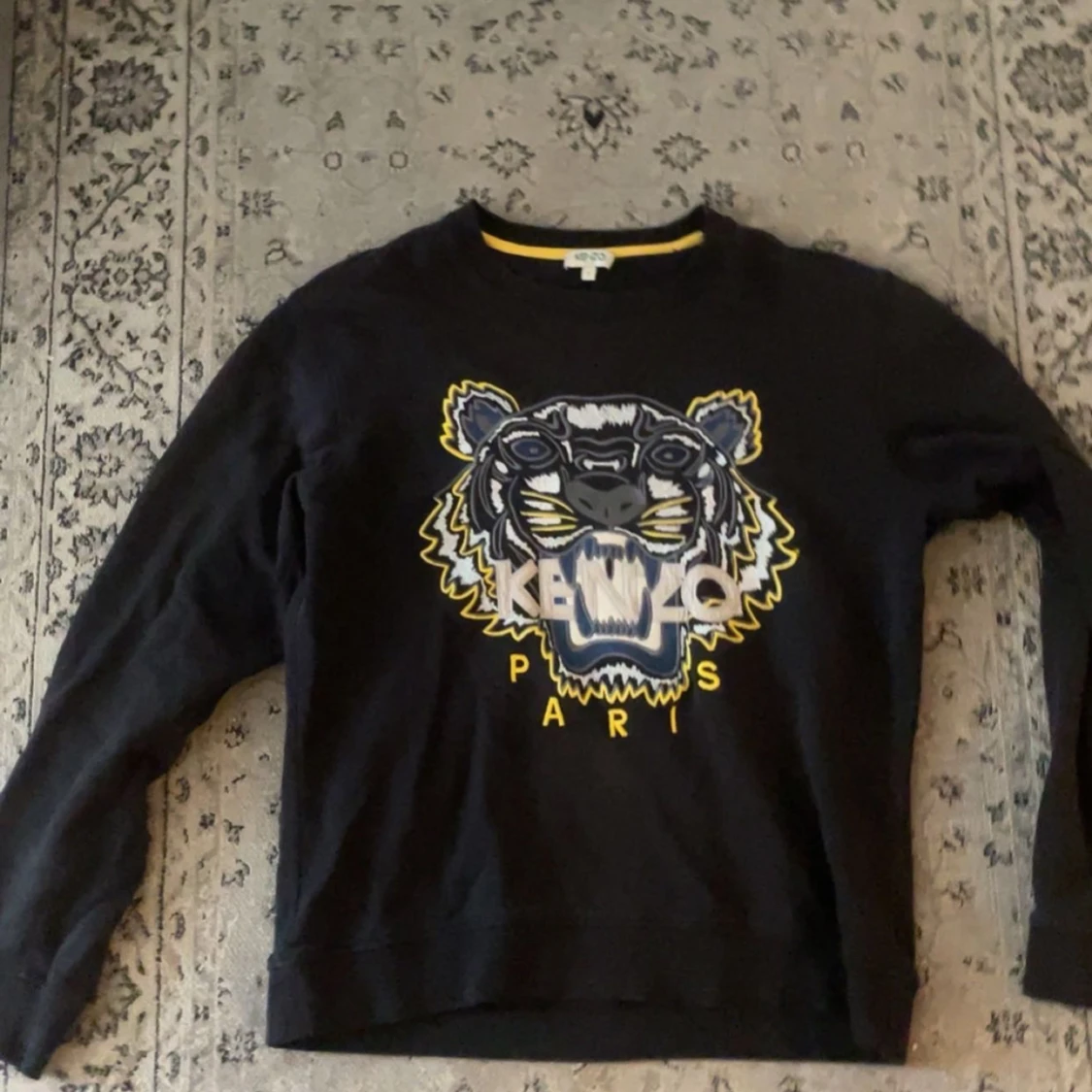 Svart Kenzo tröja med tigertryck - 1