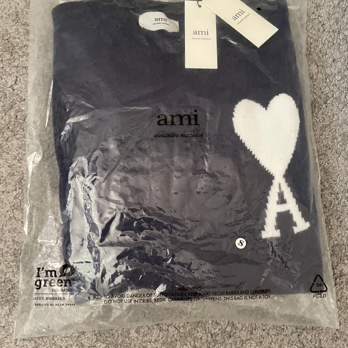 Mörkblå stickad tröja från Ami - 2