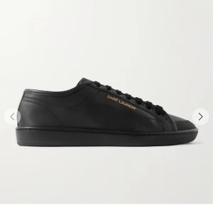 Svarta sneakers från Saint Laurent - Intresse koll på de här Saint Laurent skorna, kom privat ifall ni har några frågor