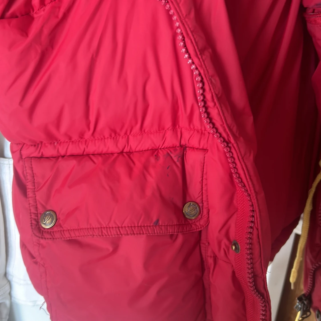 Röd dunjacka från Fjällräven xxs (herr) - 3