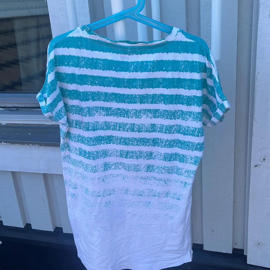 Randig t-shirt med tryck från Name It - 1