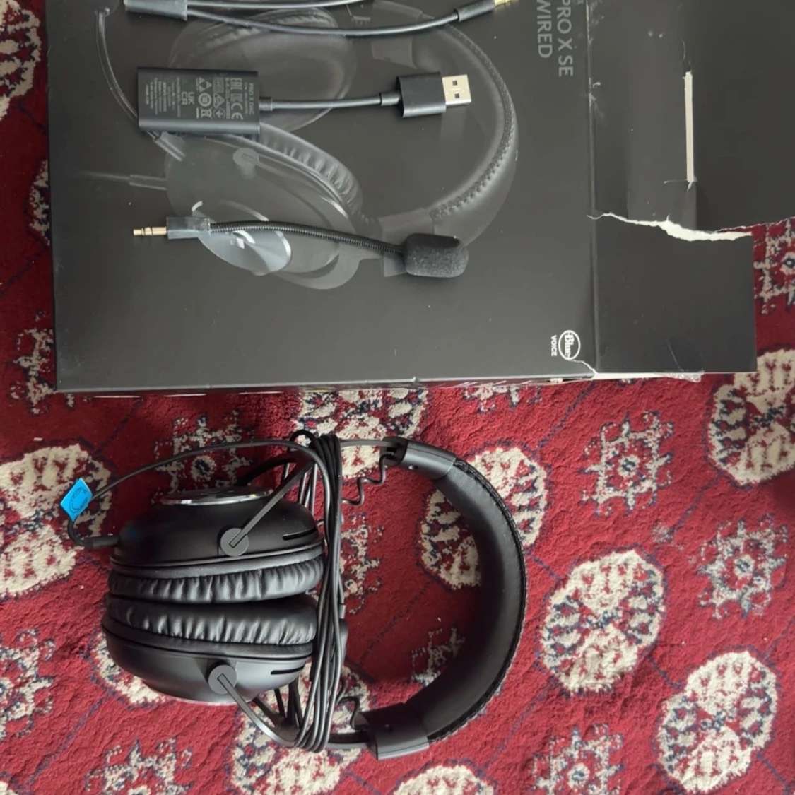 Sköna hörlurar från Elgiganten 