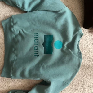 Isabel marant tröja! - Säljer en snygg blå/grön sweatshirt från Isabel marant, kan även tänka mig att byta mot en rosa Isabel marant💖💖