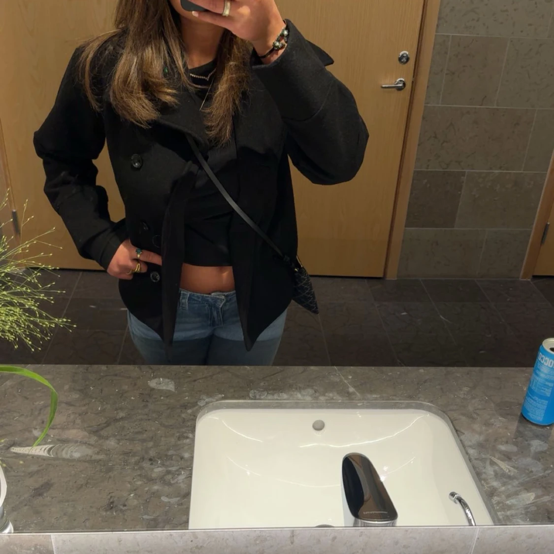 Svart kappa från gina tricot 