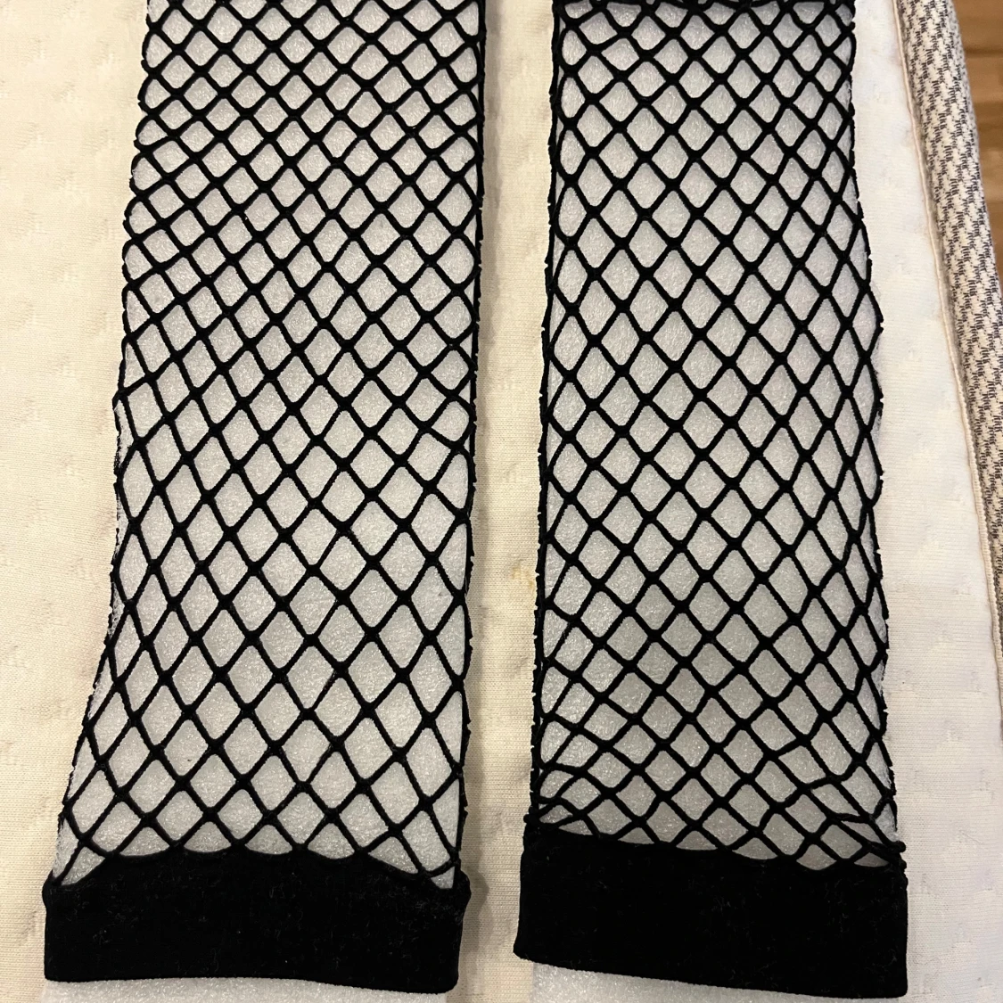 Svarta nätstrumpor