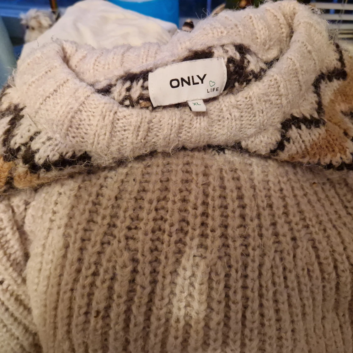 Vit stickad tröja från ONLY - 1