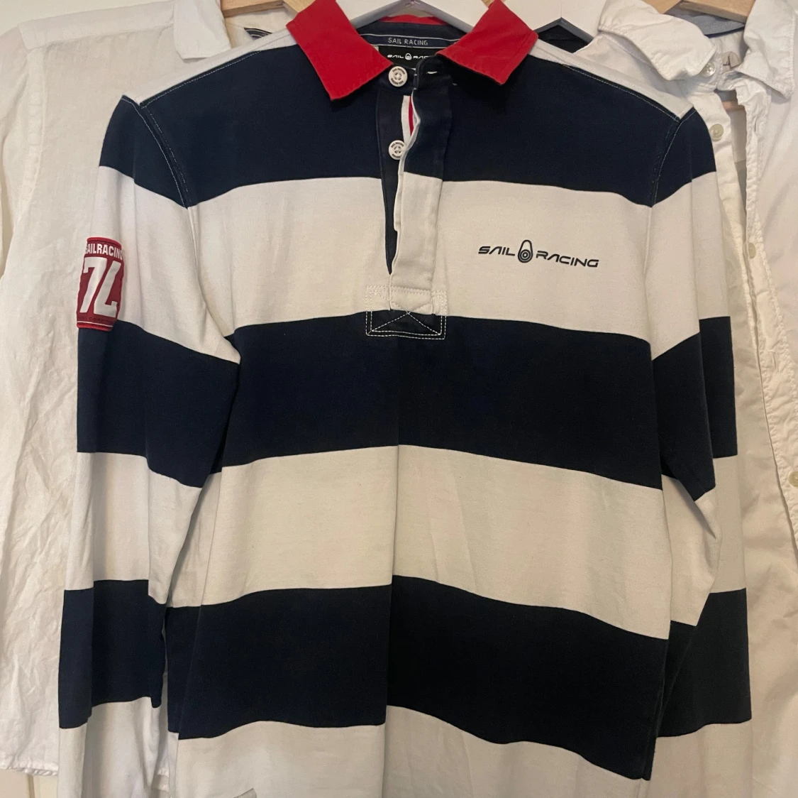 Randig pikétröja från Sail Racing