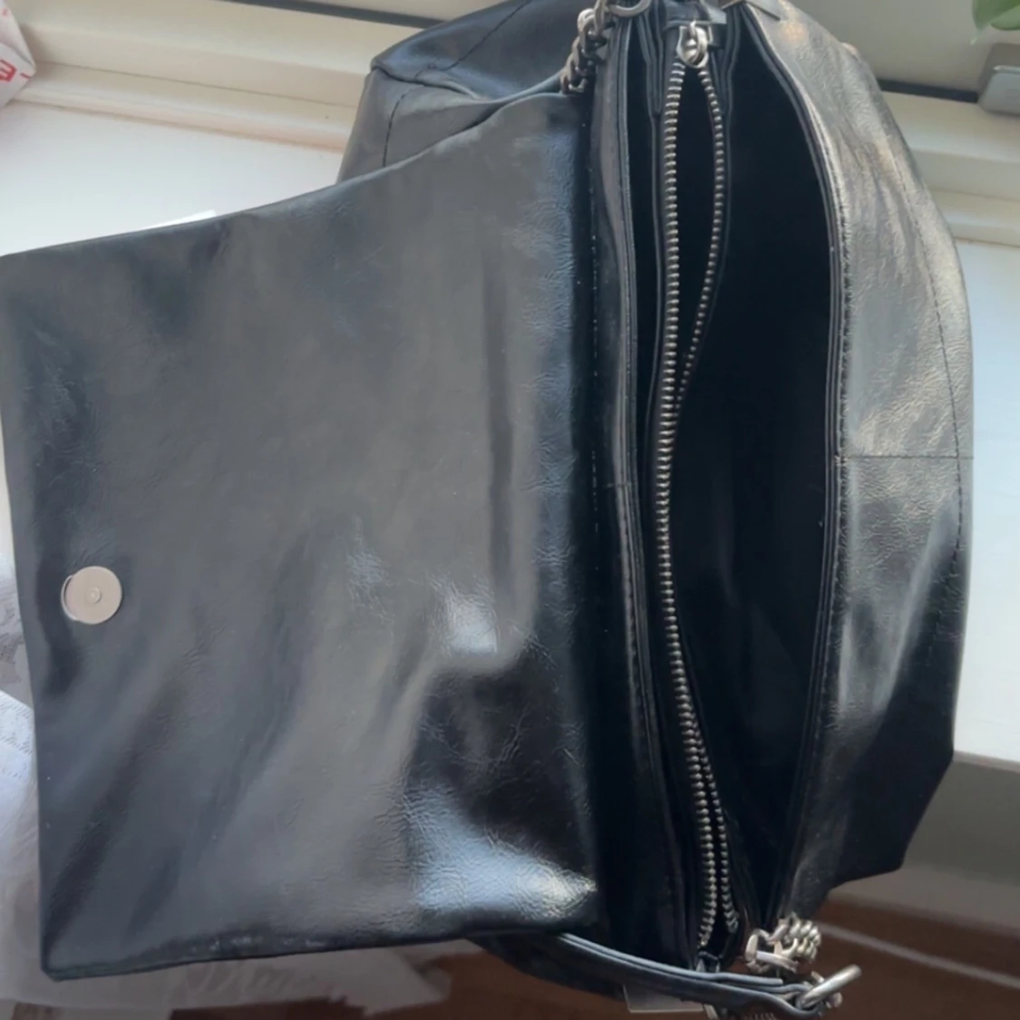 Zara axelväska  - 1