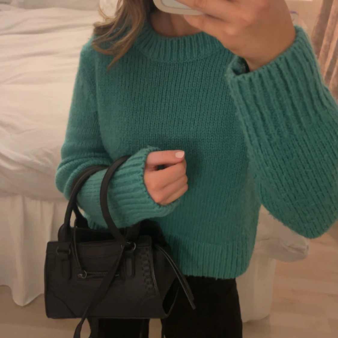 Grön  stickad tröja - 1