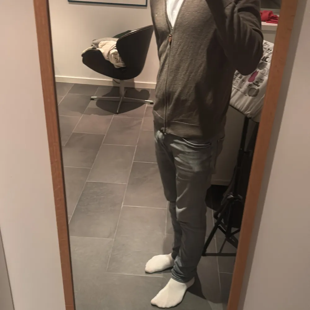 köpt ny o använt några gånger | 8/10 skick | skriv för bud elr funderingar. Neuletakit & Villapaidat.